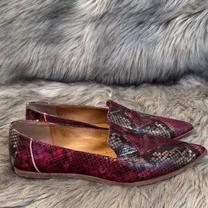Frye Women's Snakeskin Loafers Size 9.5